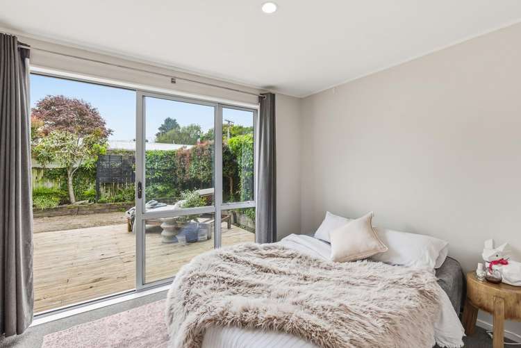 7 Forest Road Raumati South_21