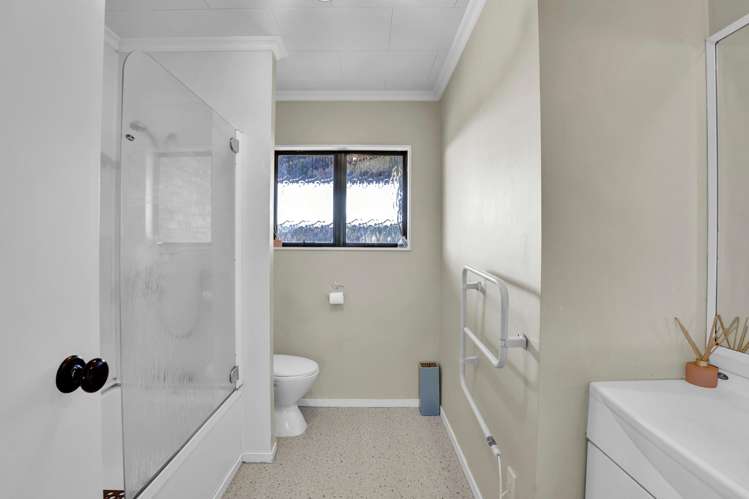 15b Jade Place Bell Block_15
