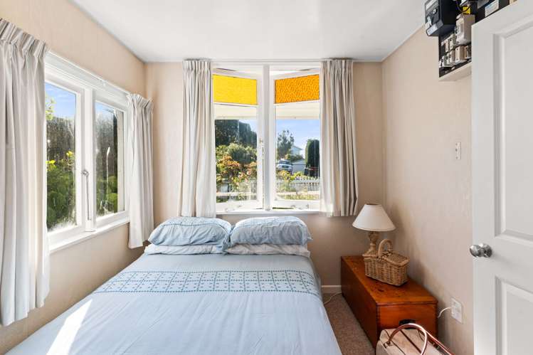 72 Stornoway Street Karitane_30