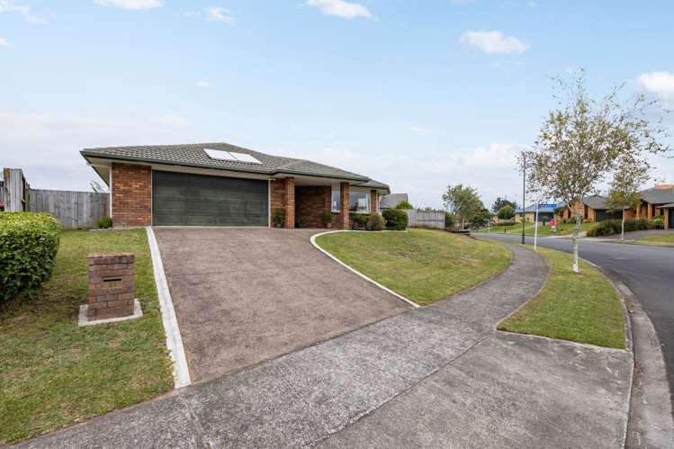 81 Wiltshire Drive Huntington_18