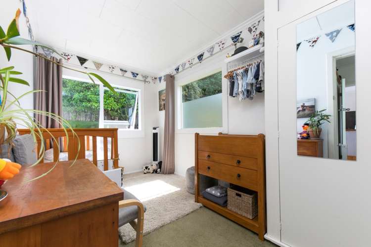 15 Warwick Avenue Titirangi_9