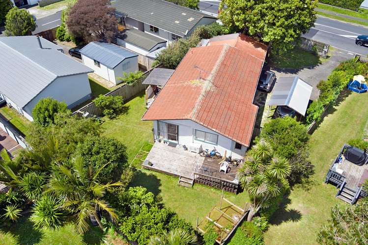 82 & 84 Moire Road Royal Heights_25