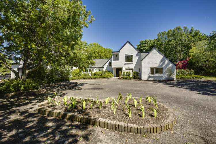 'Lochiel' - 105 Longlands Road West Longlands_7