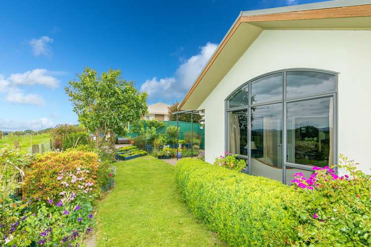 24 Highgrove Drive Grandview Heights_26