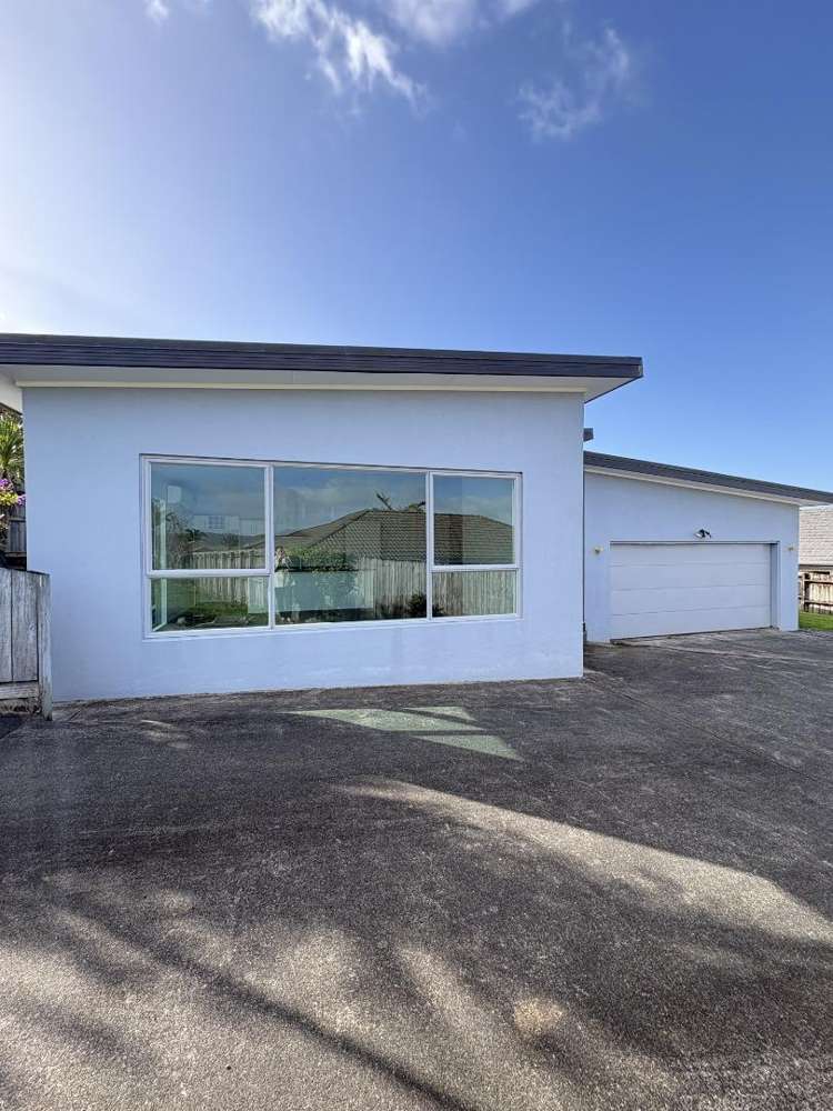 26 Pebble Beach Boulevard 11601_12