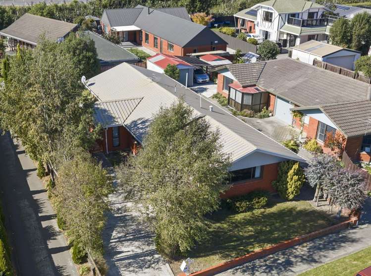 52 Dunbarton Street Redwood_13