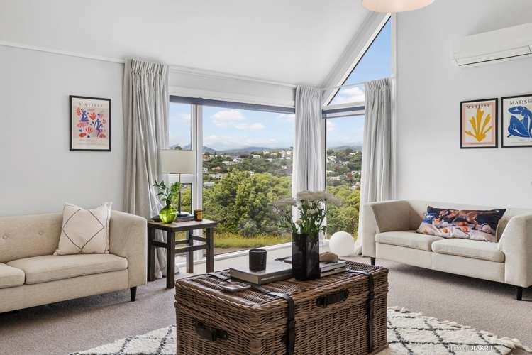 105 Akaroa Drive Maupuia_1