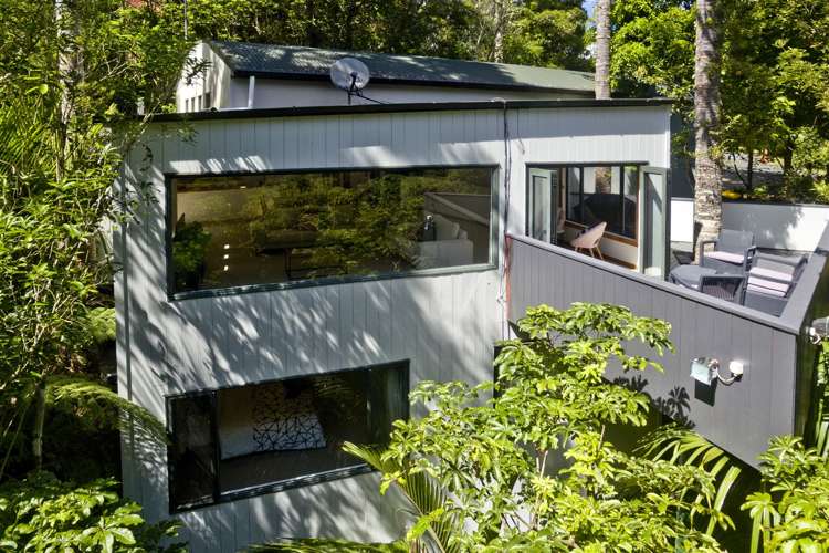 2/4 Hebe Place Birkenhead_0