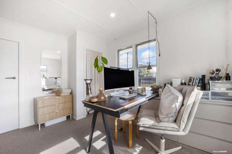 787 Te Atatu Road Te Atatu Peninsula_11
