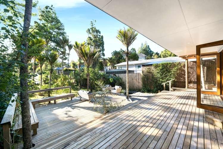 27 Hollywood Avenue Titirangi_15