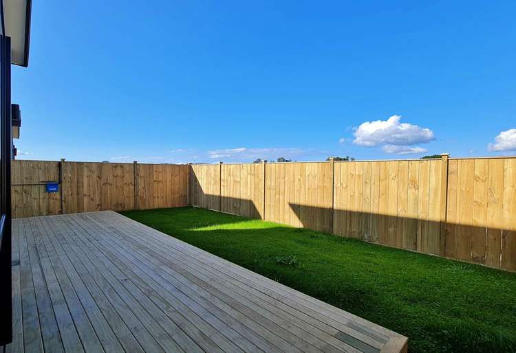 6 Ascent Drive Flat Bush_23