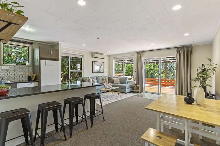 2/80a Captain Scott Road Glen Eden_35