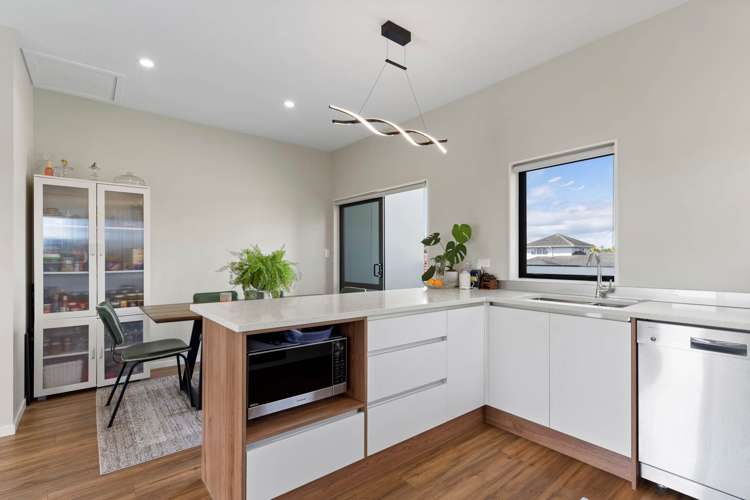 23F Great South Road_5