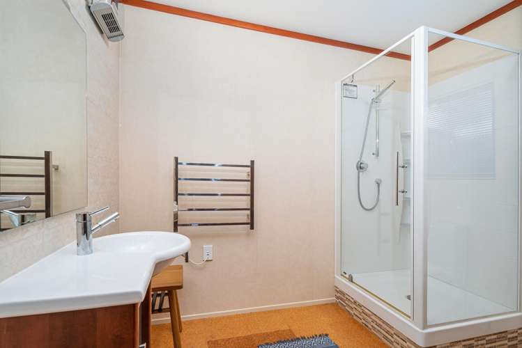 21 Leah Road Wharekaho_19