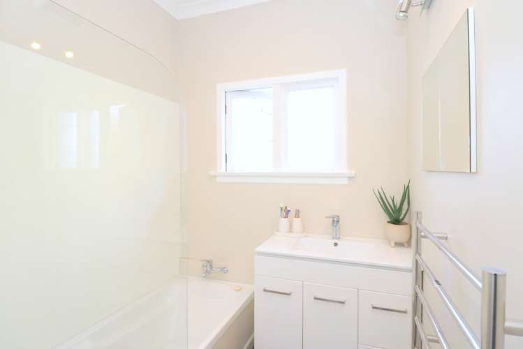 41 Philip Street Gladstone_15