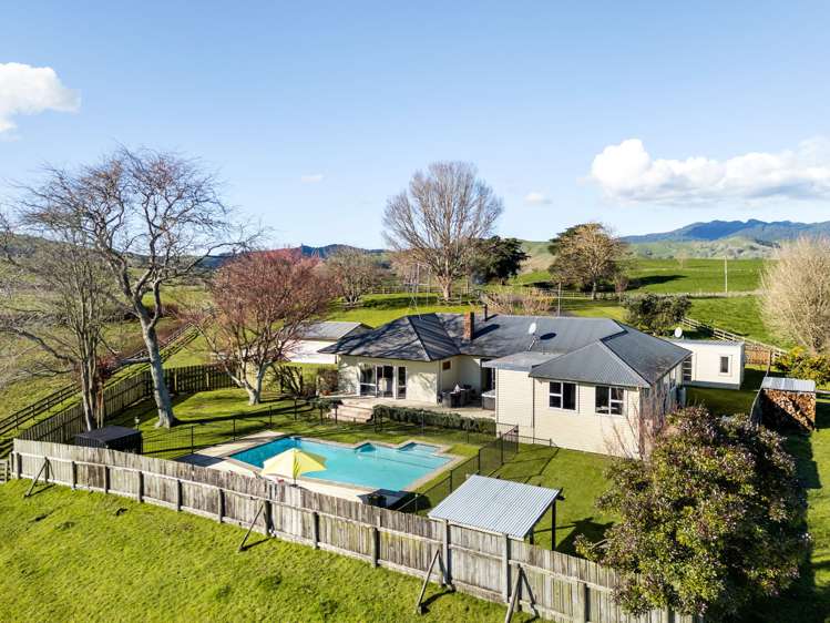80 Robinson Road Rotoorangi_29