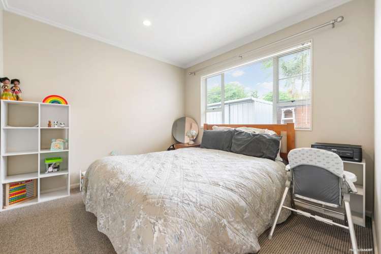 4 Soljans Place Flat Bush_15