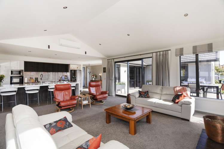 33d Charles Street Weston_6