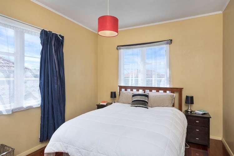 21 Smallfield Avenue Mount Roskill_9