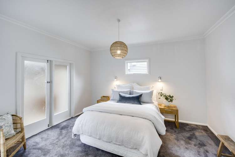 2/8 Meeanee Quay Westshore_14