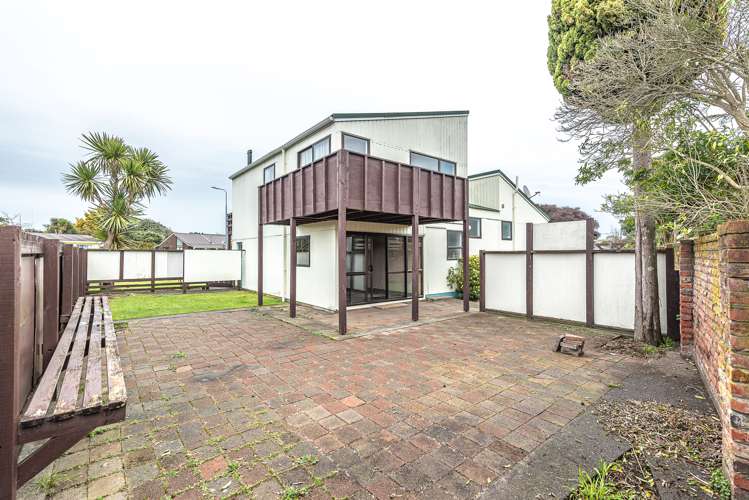 8 Ash Place Aramoho_16