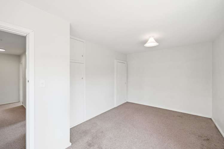 15 Wychwood Crescent Bishopdale_20