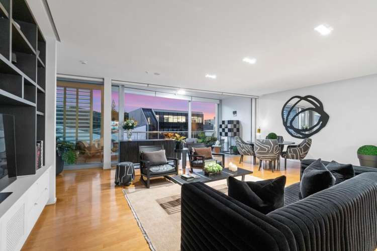 516/28 College Hill_1