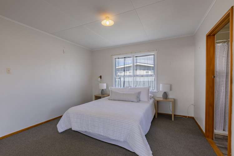 11 Jull Crescent Waipukurau and Surrounds_13