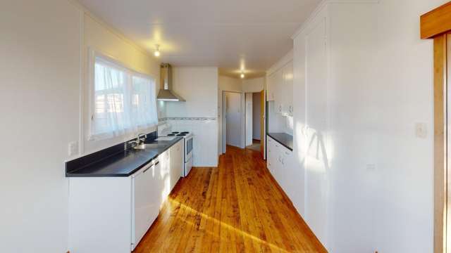 32 Holdsworth Avenue 10929_2