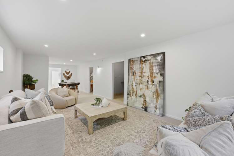 10 Etherege Place Mellons Bay_28