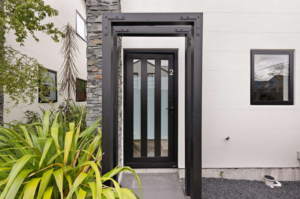 2/41 Gracefield Avenue_5