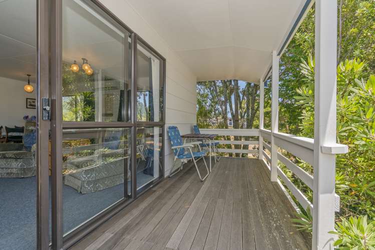 11 Coronation Row Pauanui_13