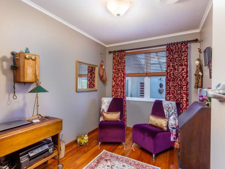 57 Daffodil Street Titirangi_11