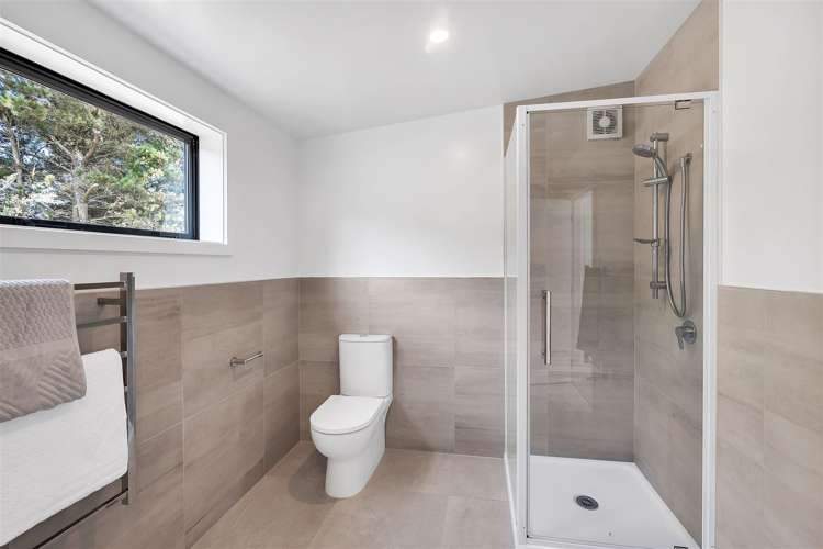 300 Two Chain Road Burnham_19