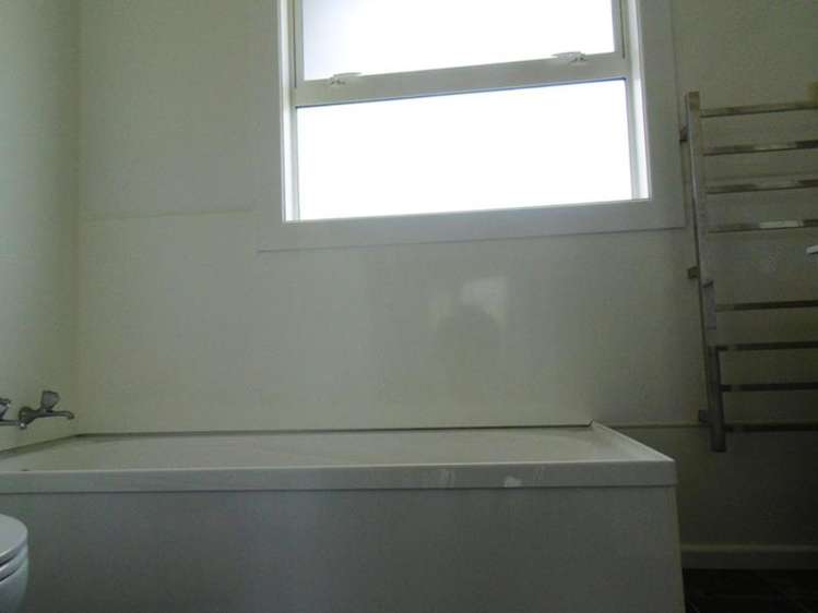 86 Valley Road Mount Eden_10