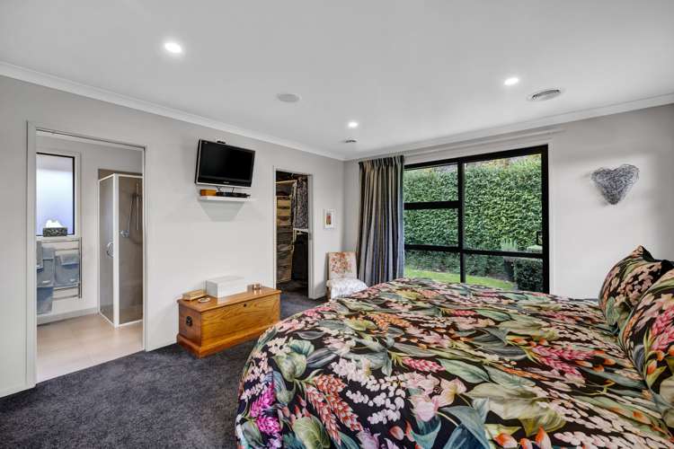 4 Manukaka Heights Hurdon_14