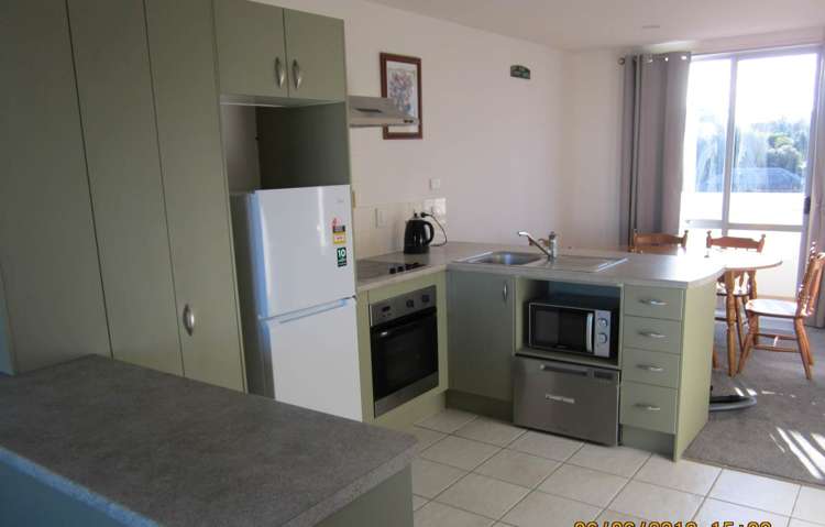 26/3 Riverside Road Orewa_4