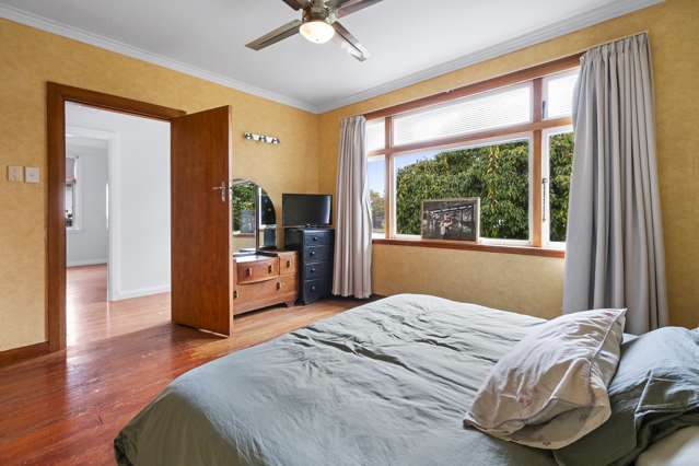 7 Hobson Place Takaro_3