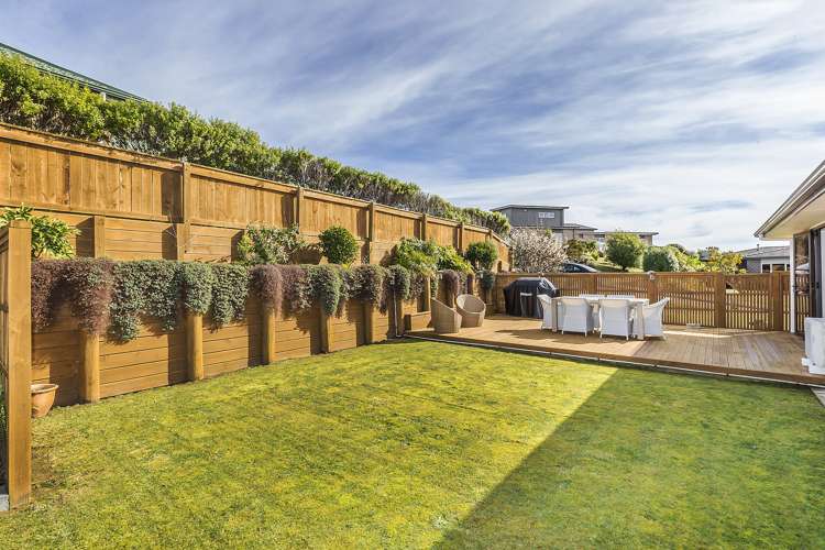 30 Dusky Crescent Aotea_17