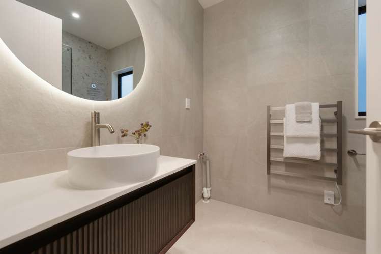 217A Murphys Road Flat Bush_39