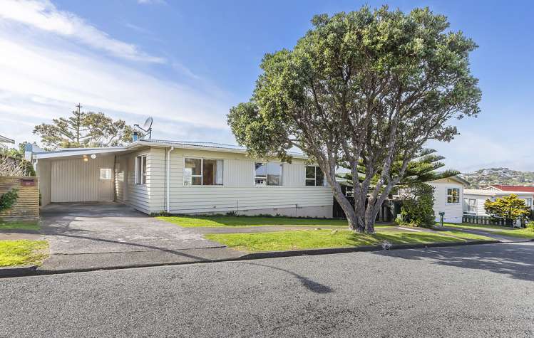 24 Waiwera Crescent Maupuia_0