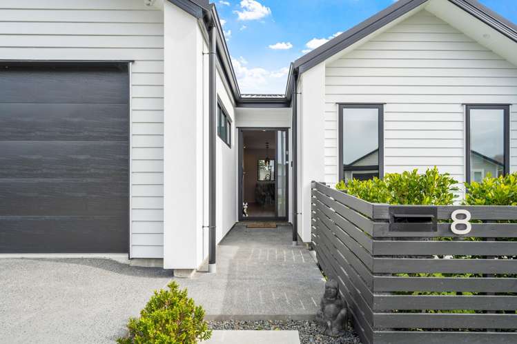 8 Matahae Crescent Wainui_11