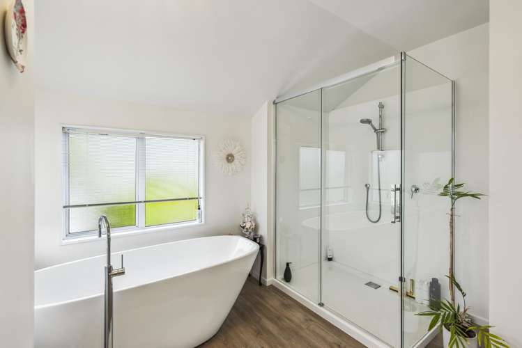 47 Golf Road Paraparaumu Beach_13