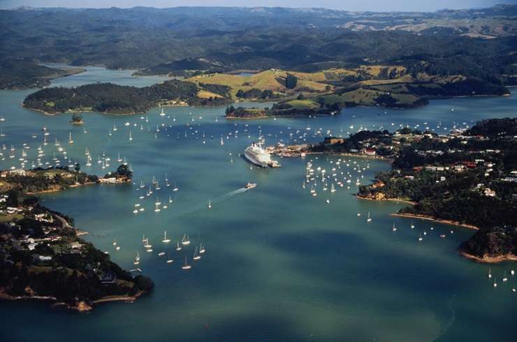 The super-rich are flying into New Zealand to check out property. Space for the private jet or helicopter is a must-have. Photo / Getty Images