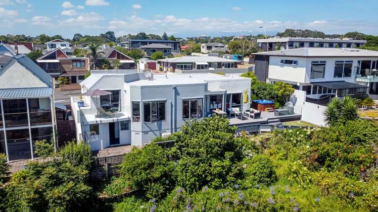 401 Devon Street East Strandon_19