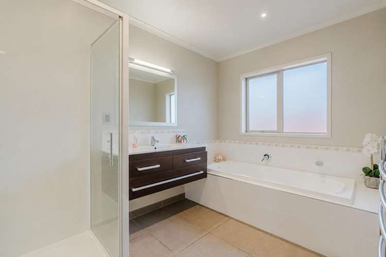 59 Coleraine Drive Rototuna_7