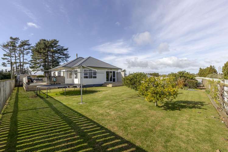 264 Egmont Road Hillsborough_23