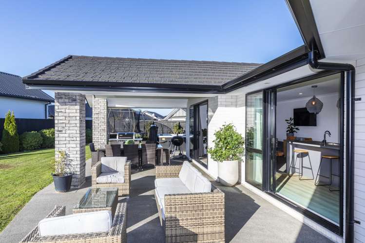 160 Southfield Drive Lincoln_20