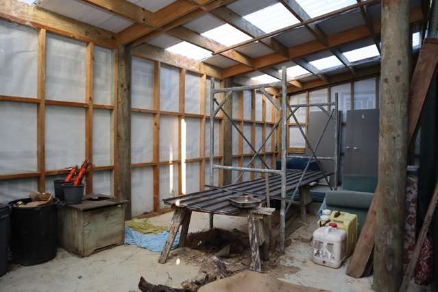 172 Clifton Road Kaiata_1