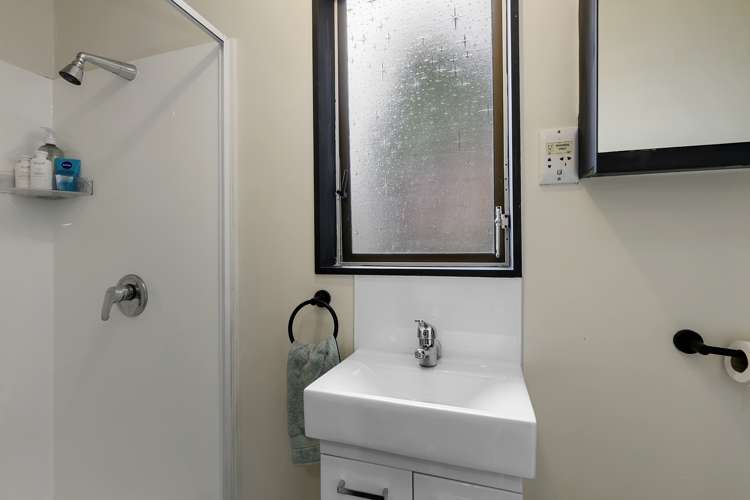 110 Holborn Drive Stokes Valley_14